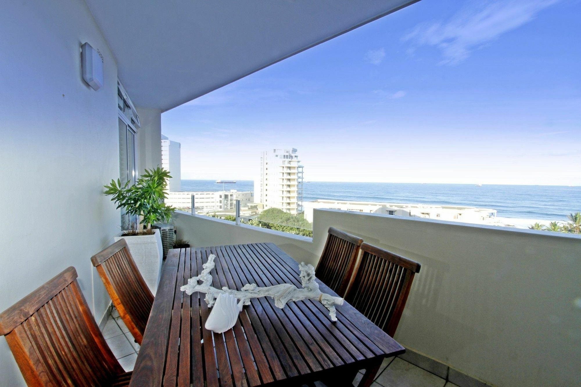 34 Sea Lodge - By Stay In Umhlanga เดอร์บัน ภายนอก รูปภาพ